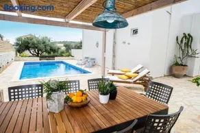 Villa Diktina with private pool sea view - Image 1