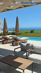 The Quiet Pearl Villa, Agios Nikolaos by Halkidiki Villas - Image 2