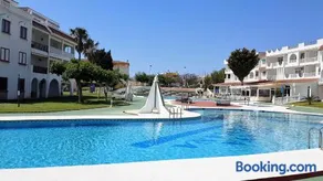 Romana Blue PET FRIENDLY Albert Villas - Image 1