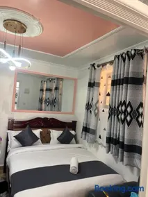 Sahel Executive Studio apartment with separate kitchen and bathroom in another section from the main room for cheap accommodation in Elgon View near Eldoret sports club,Rapha Hospital, Naivas supermarket, rupha mall, and Eldoret International Airport - Image 2