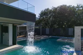 Elinor Villa - Nature Retreat amidst Mountains & Lake by etouri - Image 2