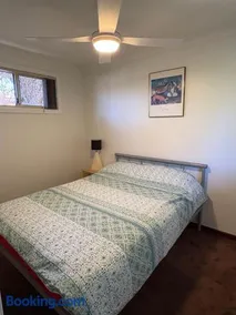2x1 granny flat close to Perth Airport - Image 1