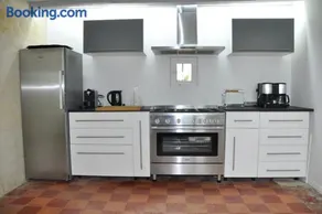 Longère 6 pers, 3 Chambres climatisées, Piscine chauffée, Tours, France - Image 3