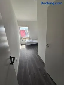 Gäste- und Monteurzimmer - Fitter room - Guest roomShort and long term - Image 2