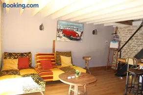 Petite Maison chaleureuse avec jacuzzi privatif - Image 2