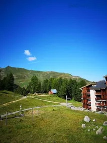 Studio 1 pièce PLAGNE VILLAGE 4 personnes 2050 M PIED DES PISTES - Image 2