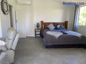 Rosehill cottage and bush retreat - Image 2