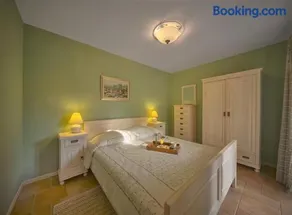 Villa Rosa - Image 2