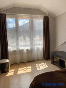 Guest House IBERIA - Image 3