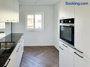 STAYY Urban Base Premium Apartment - 24h Self Check-in with free Parking - Image 3