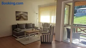 Pinewood Valley Oasis - Image 3