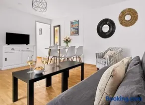 Maison cosy, terrasse, jardin, piscine et parking - Image 3