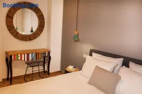 Central Comfy Modern Flat 2 bedrooms 2 bathrooms - Image 1