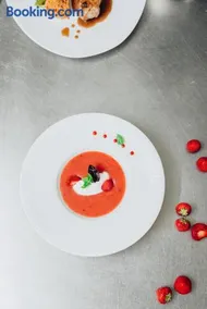 Hôtel Restaurant Montmirail - Image 1