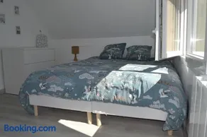 Maison, Binic centre, petite vue mer - Image 3