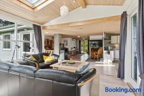 Lovely Cottage With View Of The Limfjord - Image 4