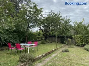 Charmante maison avec jardin en face du parc, proche commerces et attractions touristiques - FR-1-489-333 - Image 3