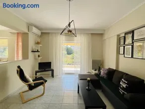 WildCalypso-2- Bedrooms Fully Equipped with Private Parking - Image 2