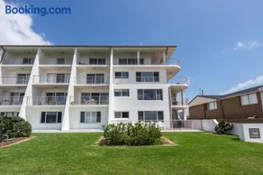 Pippi Beach Penthouse - Oceanstays - Pool & Beachfront - Image 3