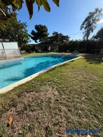 Apartamento con piscina cerca de Barcelona - Image 1