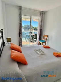 APARTBEACH LA CALETA CLIMA y VISTAS CALA CRANCS - Image 2