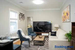 40-Newly renovated, stylish and beautiful apartment with 4br - Image 2