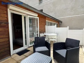 Place de la Mairie. Joli T2 4P - Terrasse et vue. - Image 1