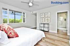River Road Retreat - Image 4