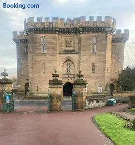 1 Morpeth Court - Image 1