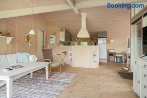 40563-Juelsminde-Pot-Strandby-356 - Image 3