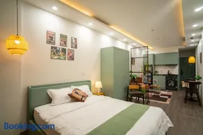 Hanoi Olive Boutique - Image 2