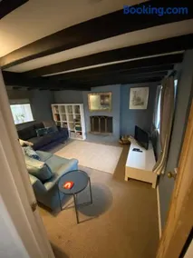 The Cottage - Image 2