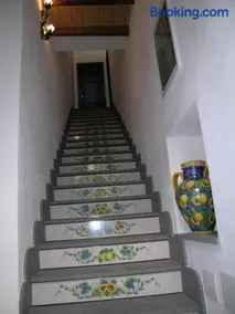 BOTTE - Image 1
