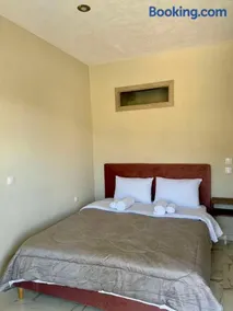 Villa Athina 2 - Image 1