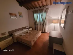 The other house - Image 2