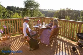 Hazel Tree Yurt - Eavestone Lake - Image 2