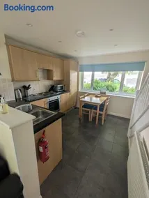 Cornish Point - Image 2