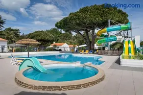 Domaine des Salins - Image 2