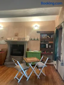 stanza con ingresso indipendente, letto 2 piazze - Image 1