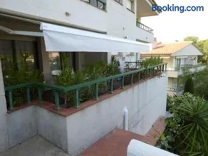 Apartamento luminoso con jardín, piscina comunitaria y cerca de la playa en Llançà. - ES-228-41 - Image 2