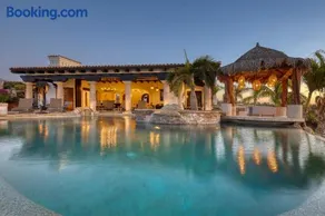Casa Corona - Image 1
