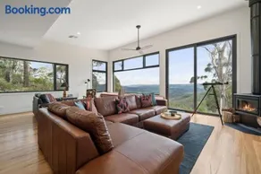 Sunset Retreat - Image 2