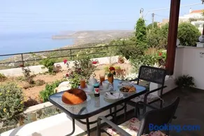 Roussa's View Apartments - Image 1