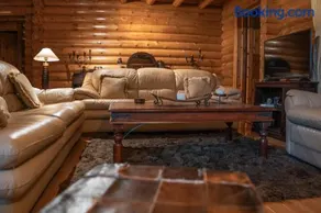 7Hills Finnish Luxury Chalet - Image 4