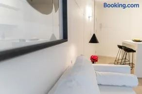 Apartamento de lujo en el centro de Murcia By Alquileres ElConserje - Image 4