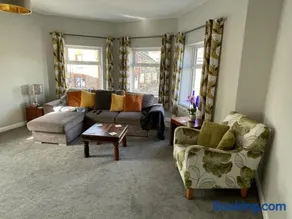 Dorchester central flat - Image 1
