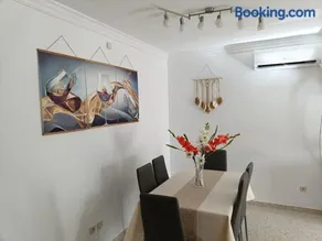 Spacious and centrally located apartment in San Pedro de Alcantara - Image 4