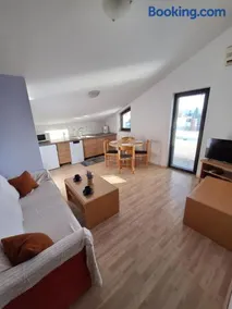 Apartmani Vuković Punat - Image 1