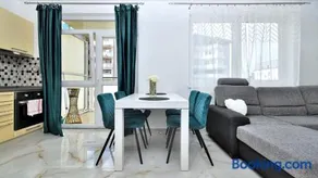 Emerald Marble Serenity Apartment - Image 1