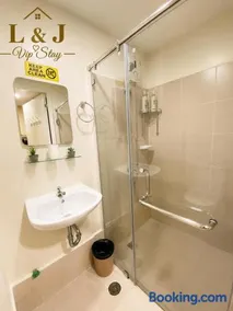 L And J VIP Stay - Image 5